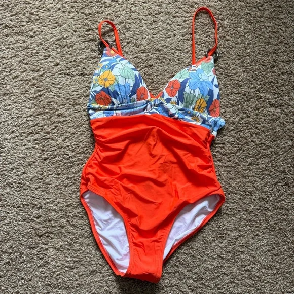 NWT Cupshe Floral One Piece - Picture 4 of 6